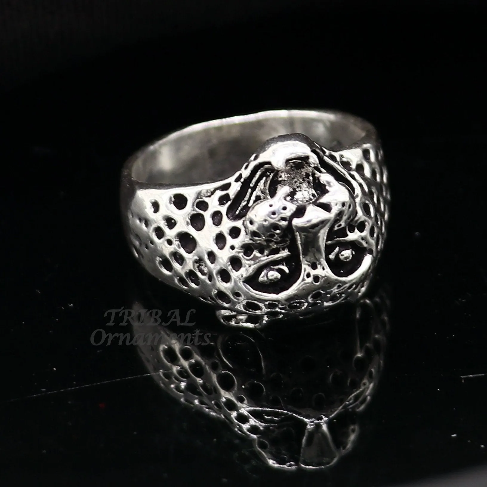 92.5% sterling silver handmade king lion head face for men's and boys gifting, stylish luxury lion ring  sr362