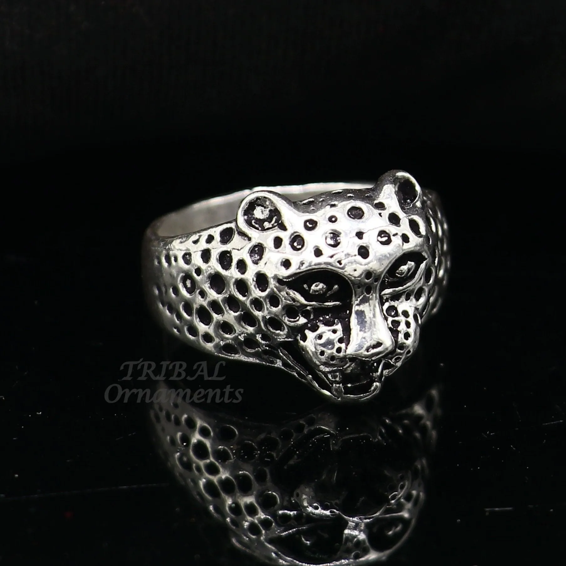 92.5% sterling silver handmade king lion head face for men's and boys gifting, stylish luxury lion ring  sr362