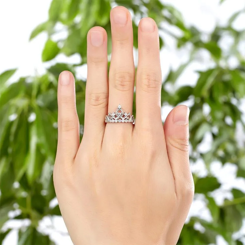 925 Sterling Silver Ring Crown Shape Simulated Diamond for Lady Trendy Stylish