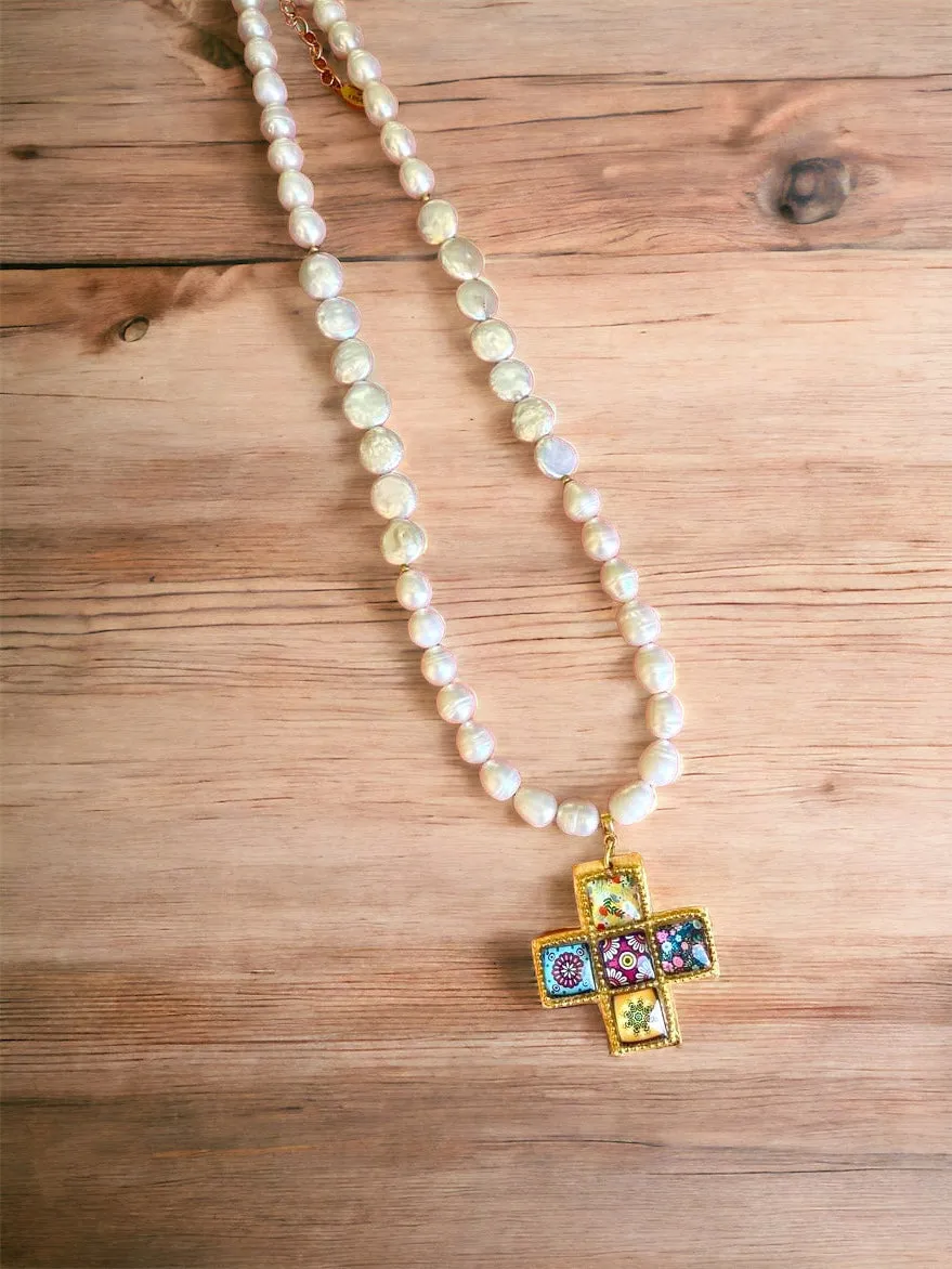 Azulejos Pearl Necklace