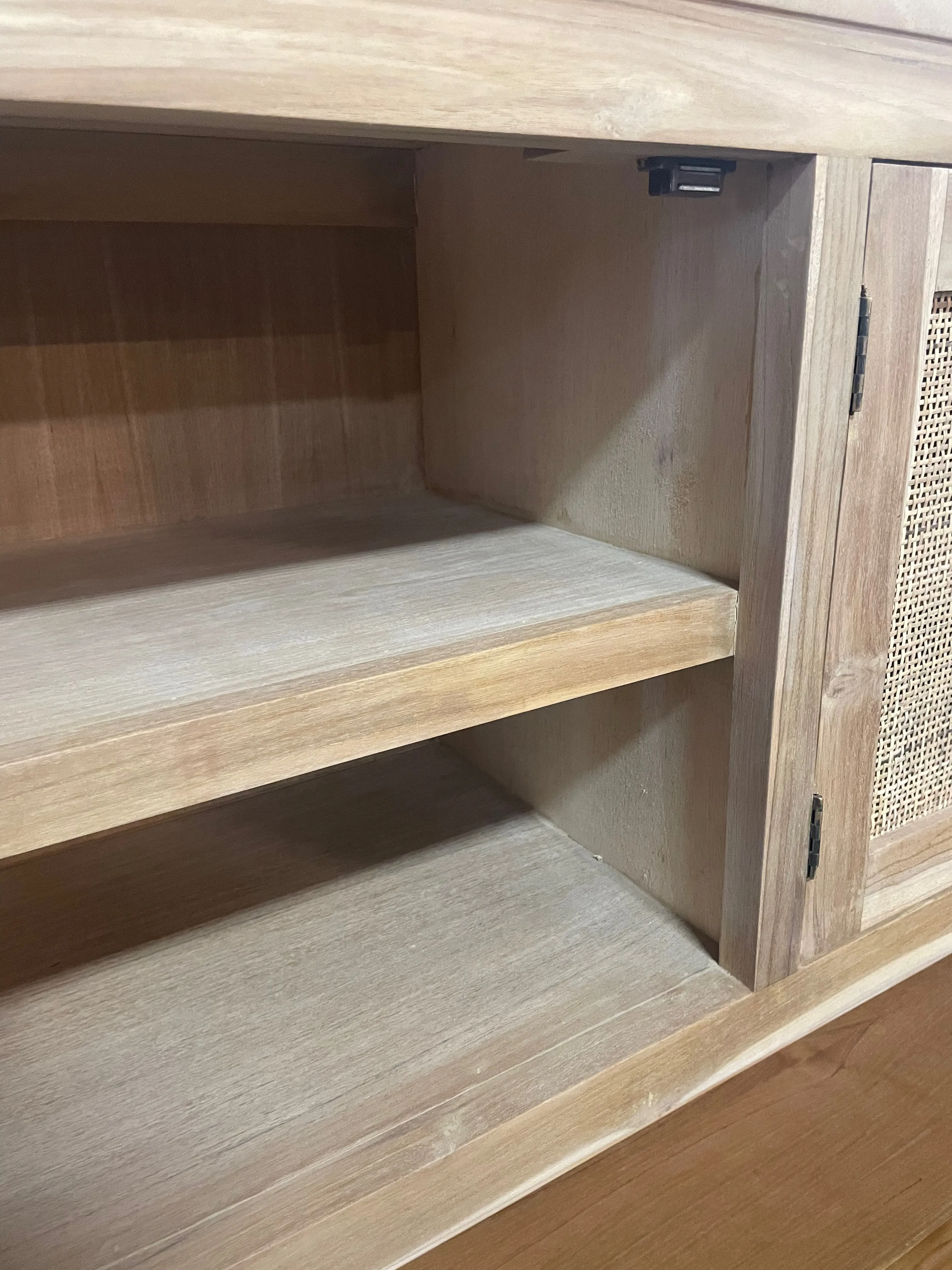 Bandung Sideboard Cabinet