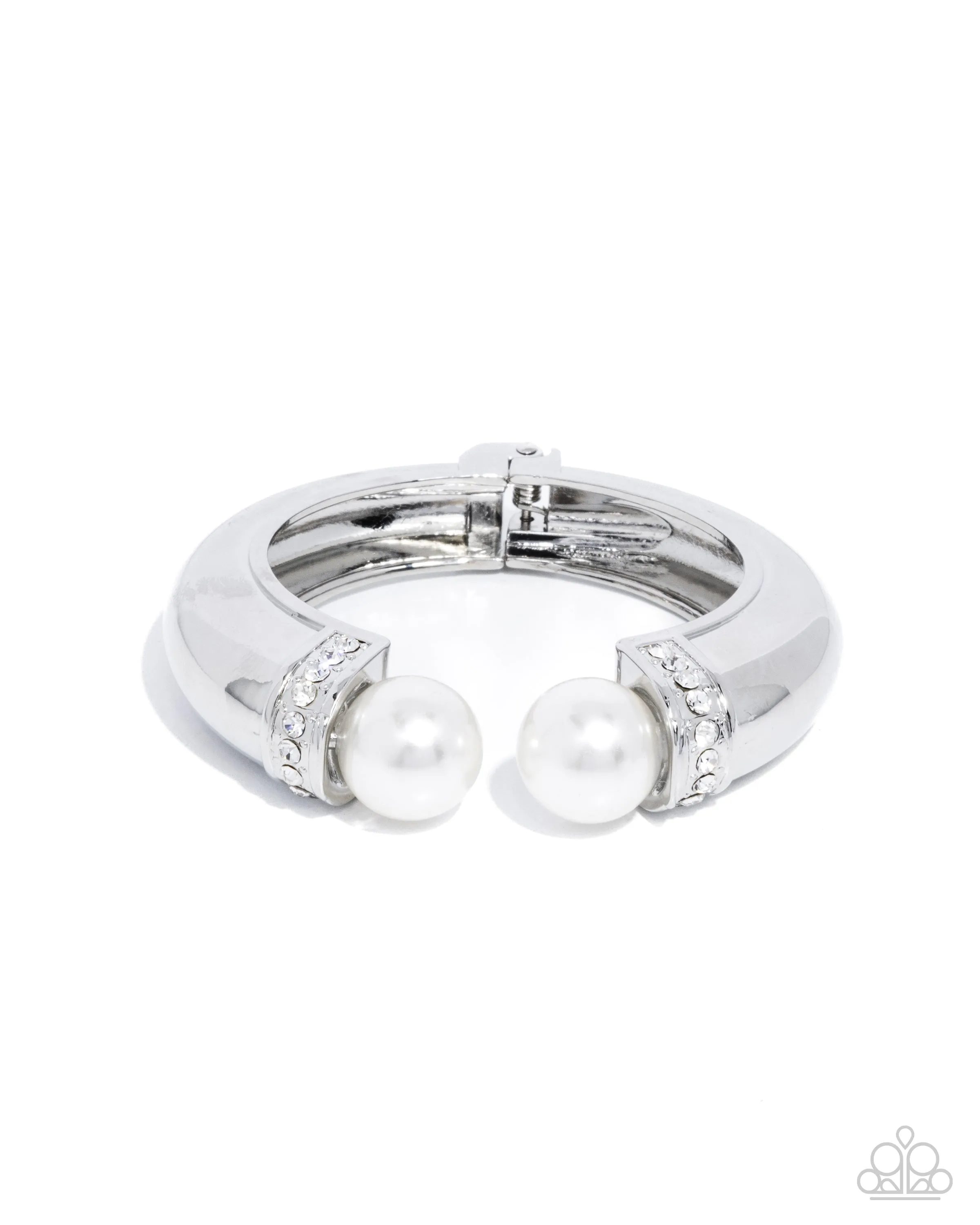 Breathtaking Balance - White  Paparazzi Accessories