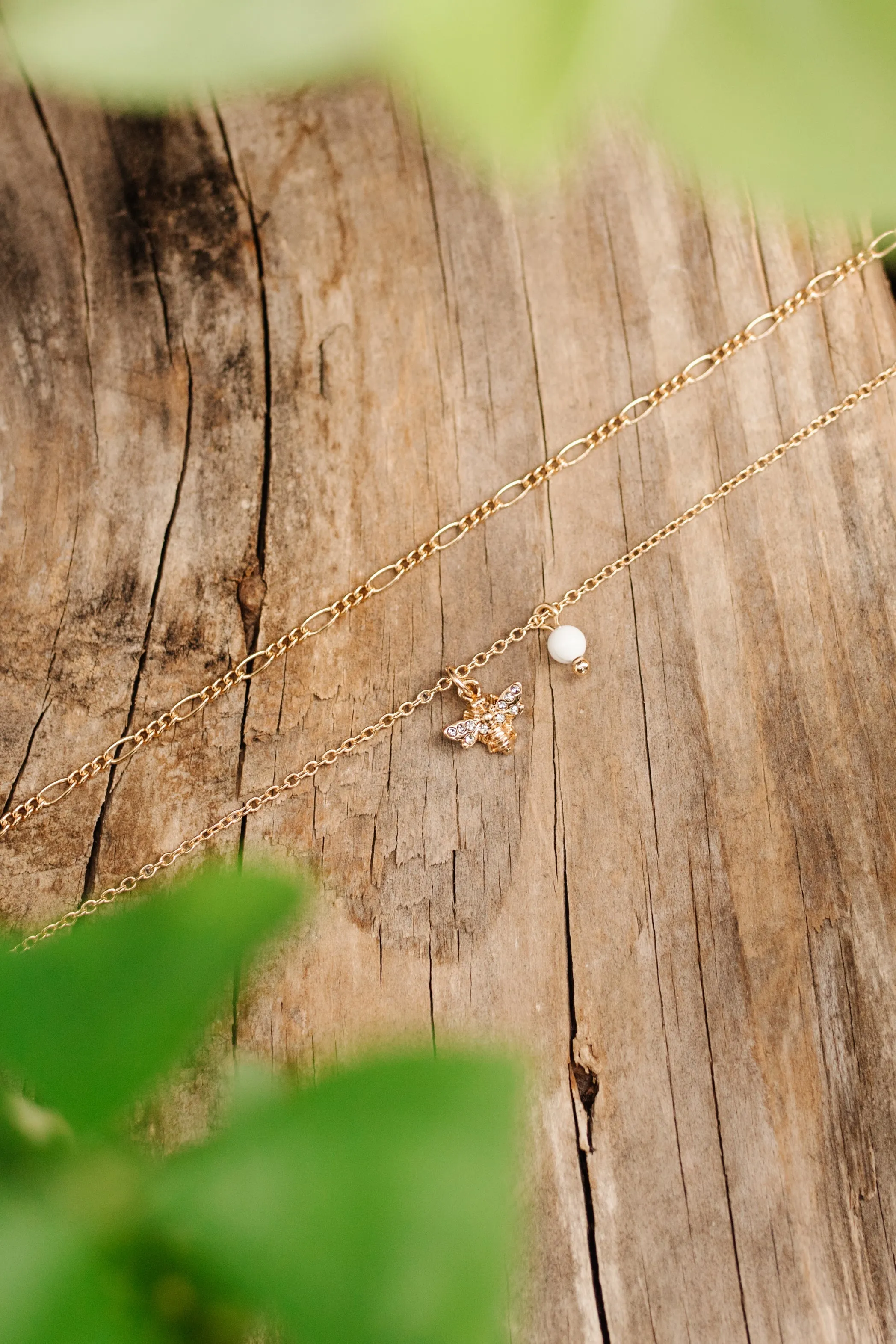 Bumble Bee Anklet In White