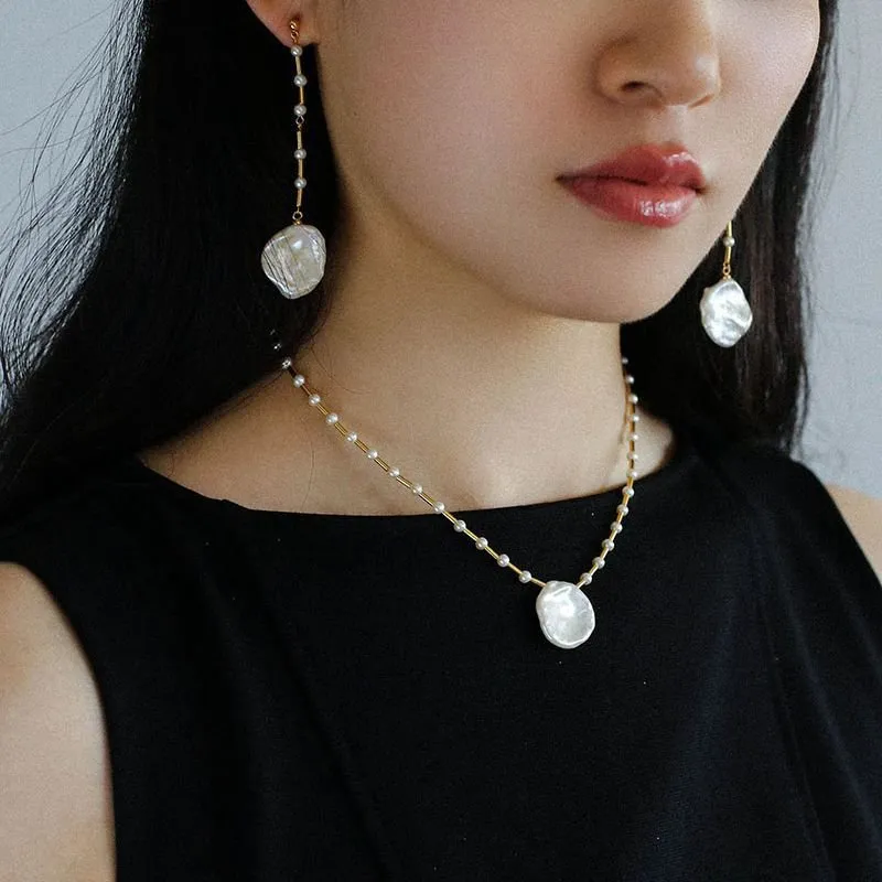 French Large Petal Baroque Pearls Stitching Beaded Clavicle Necklaces