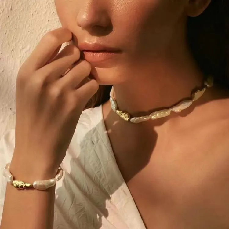 Golden Harmony Baroque Pearl Chain Collar Necklace