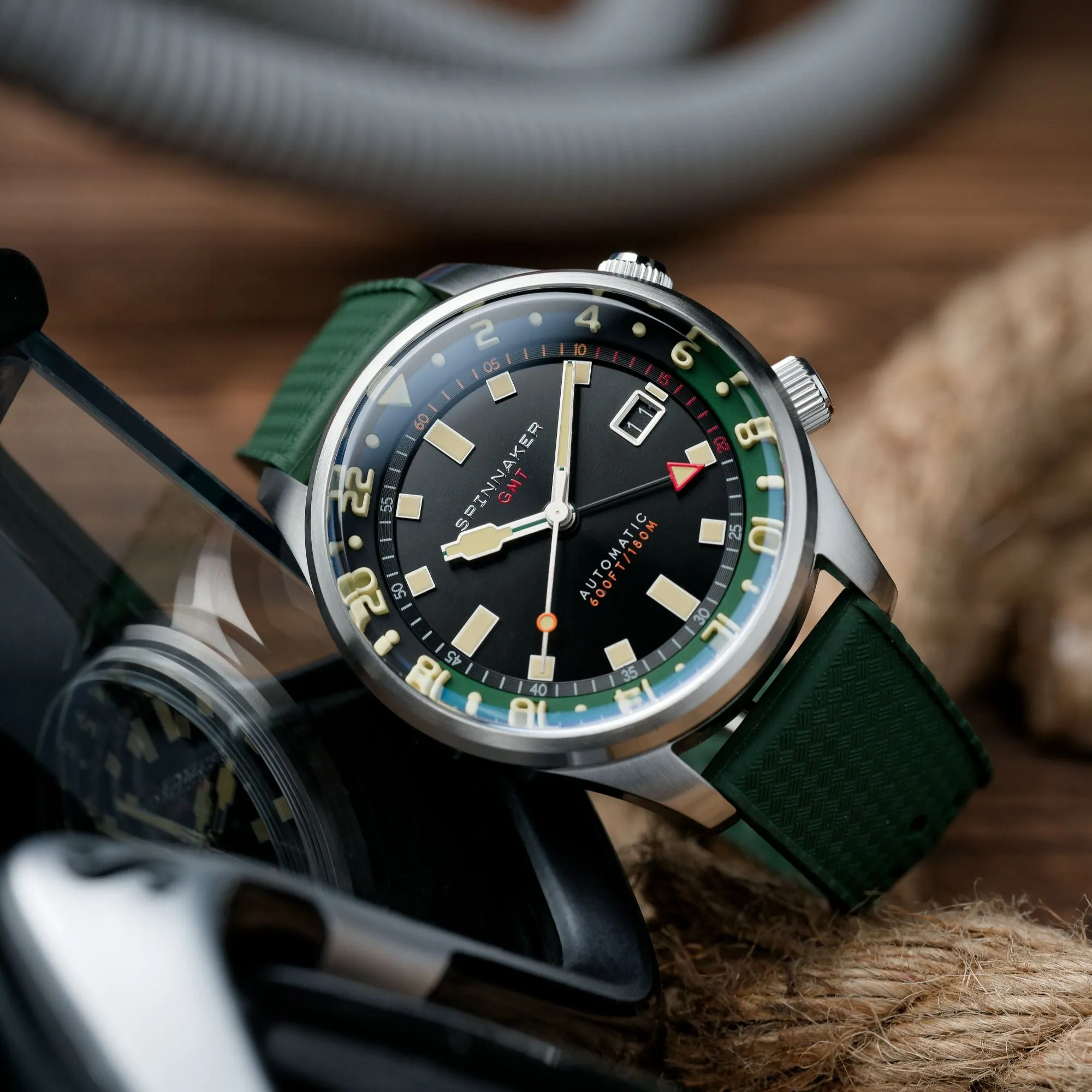 Gravel Black