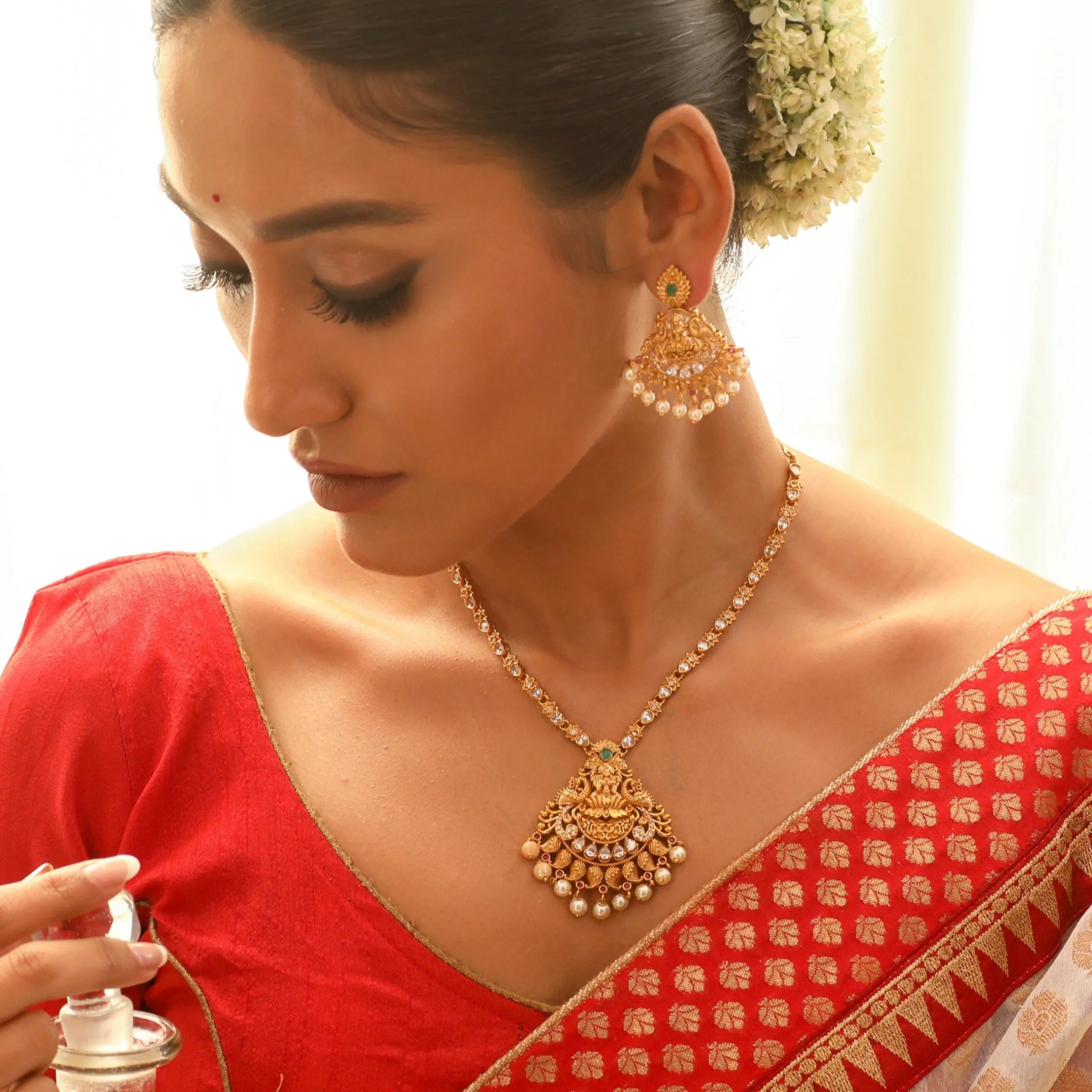 Mishi Antique Necklace Set