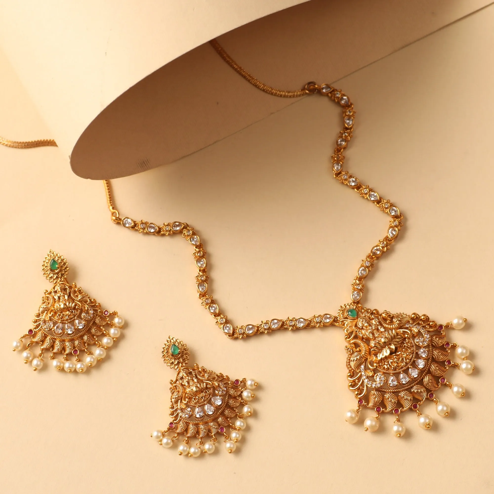 Mishi Antique Necklace Set