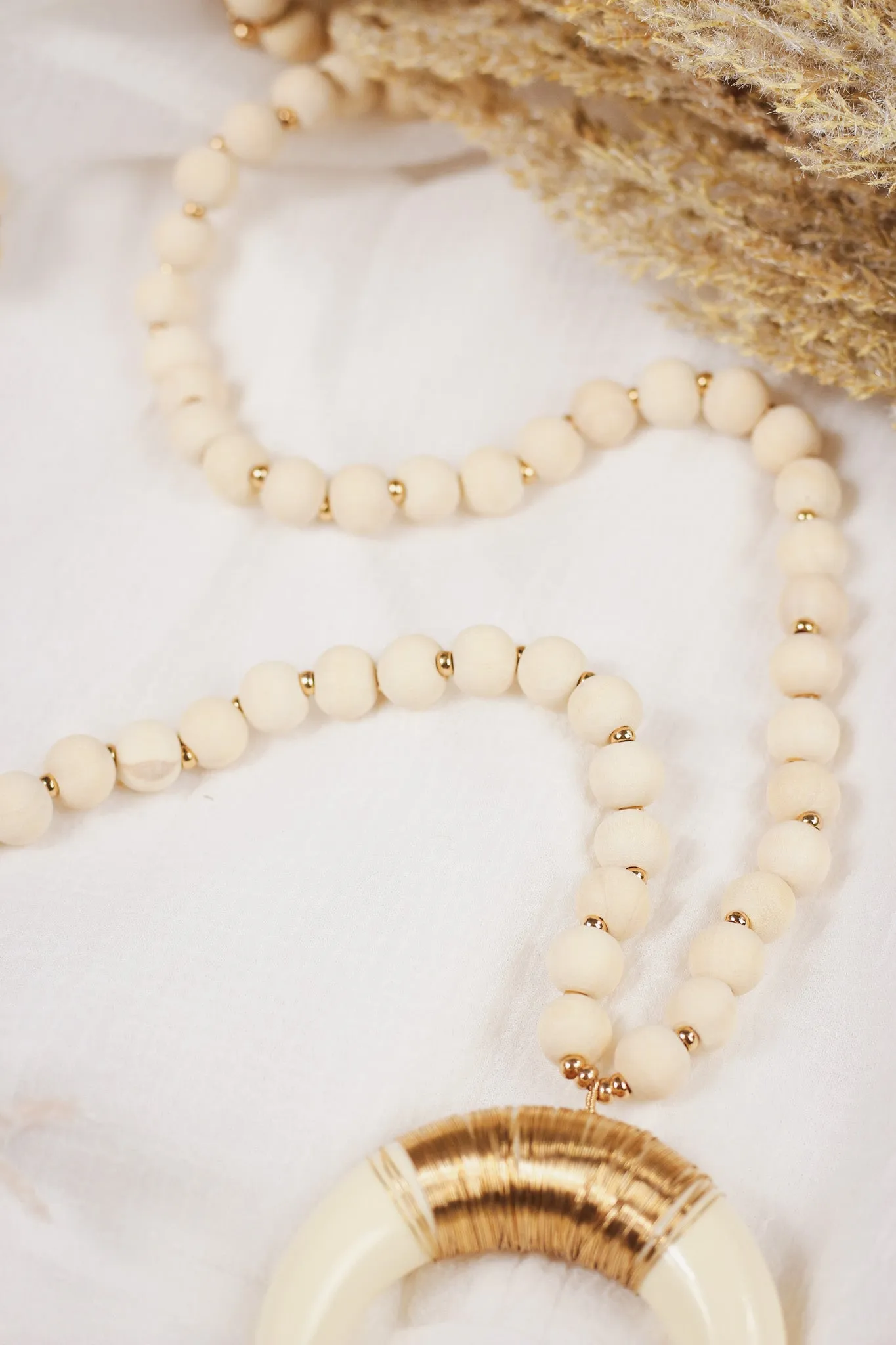 Natural White Wood with Horn Accent 32" Necklace