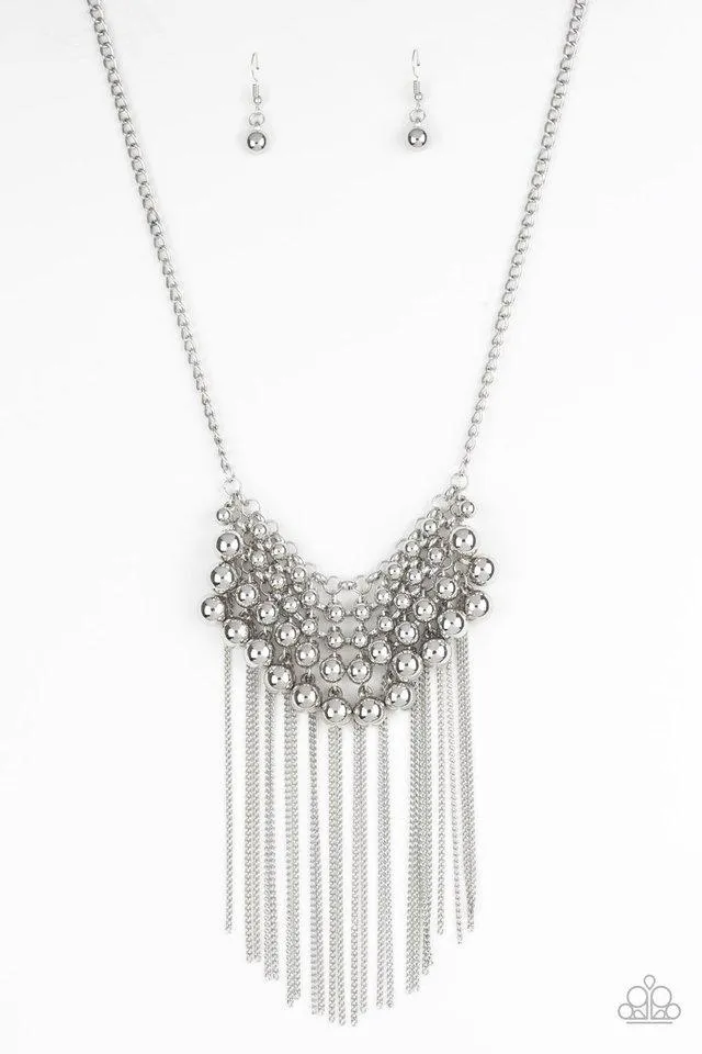 Paparazzi Necklace ~ DIVA-de and Rule - Silver