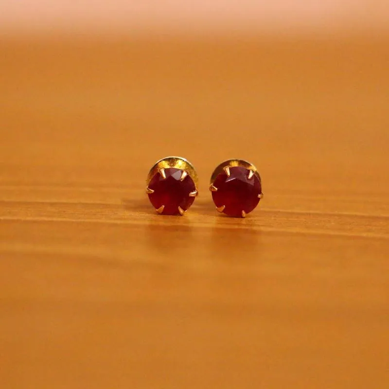 Ruby Coulor Round Shaped 6mm Studs