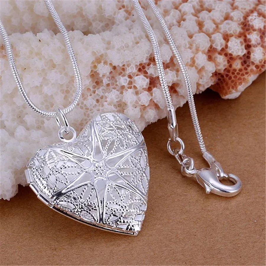 Vintage 925 Sterling Silver Pendant Snake Chain Necklace