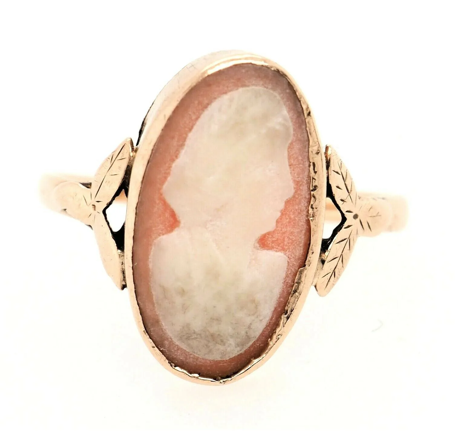 Vintage 9ct Yellow Gold & Plastic Cameo Ring - Fine Jewellery